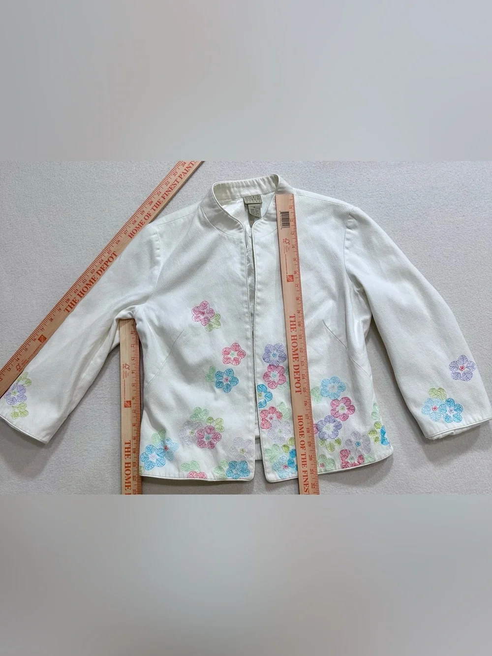 Sigrid Olsen White Jacket with Pastel Floral Embroidery - Picture 5 of 16